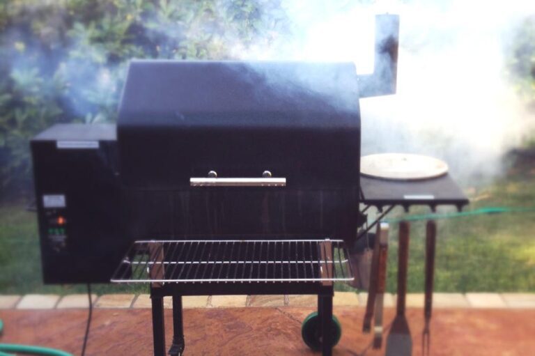 How Does a Pellet Grill Work? Legends of the Grill